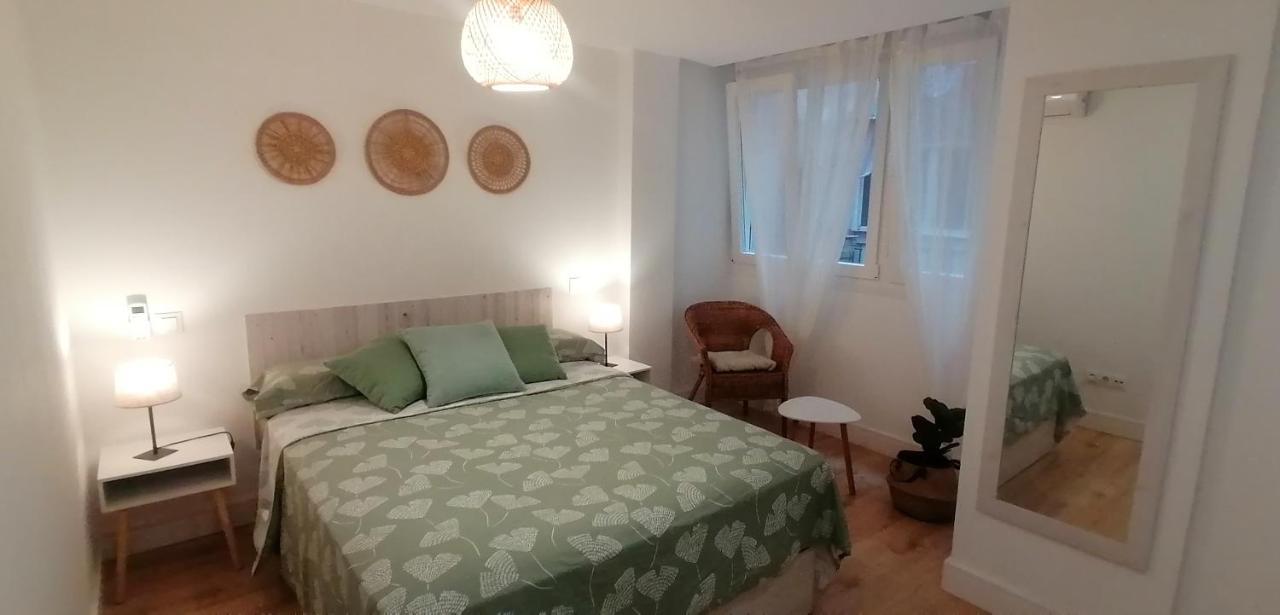 El Palo Cosy, 200 M From The Beach Apartment Malaga Exterior photo